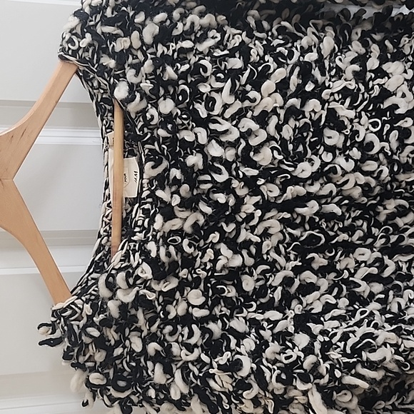 Isabel Marant for H&M black and white sweater size XS - Picture 2 of 2